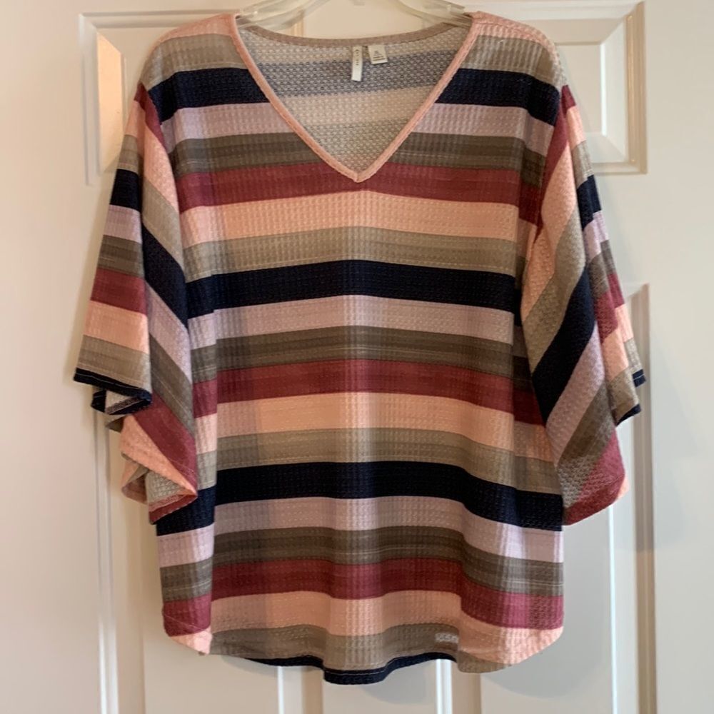 EST 1946 Size XL short sleeve multi color stripe top